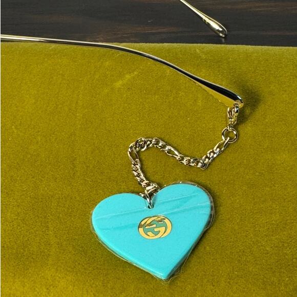 GUCCI Square Frame Gold/Grey‎ Sunglasses with Charms, Bags